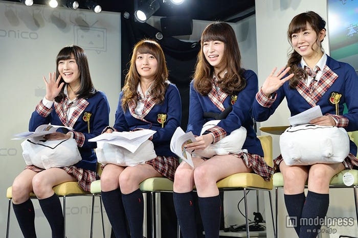 イベントの様子(左から)矢倉楓子、小谷里歩、吉田朱里、渡辺美優紀