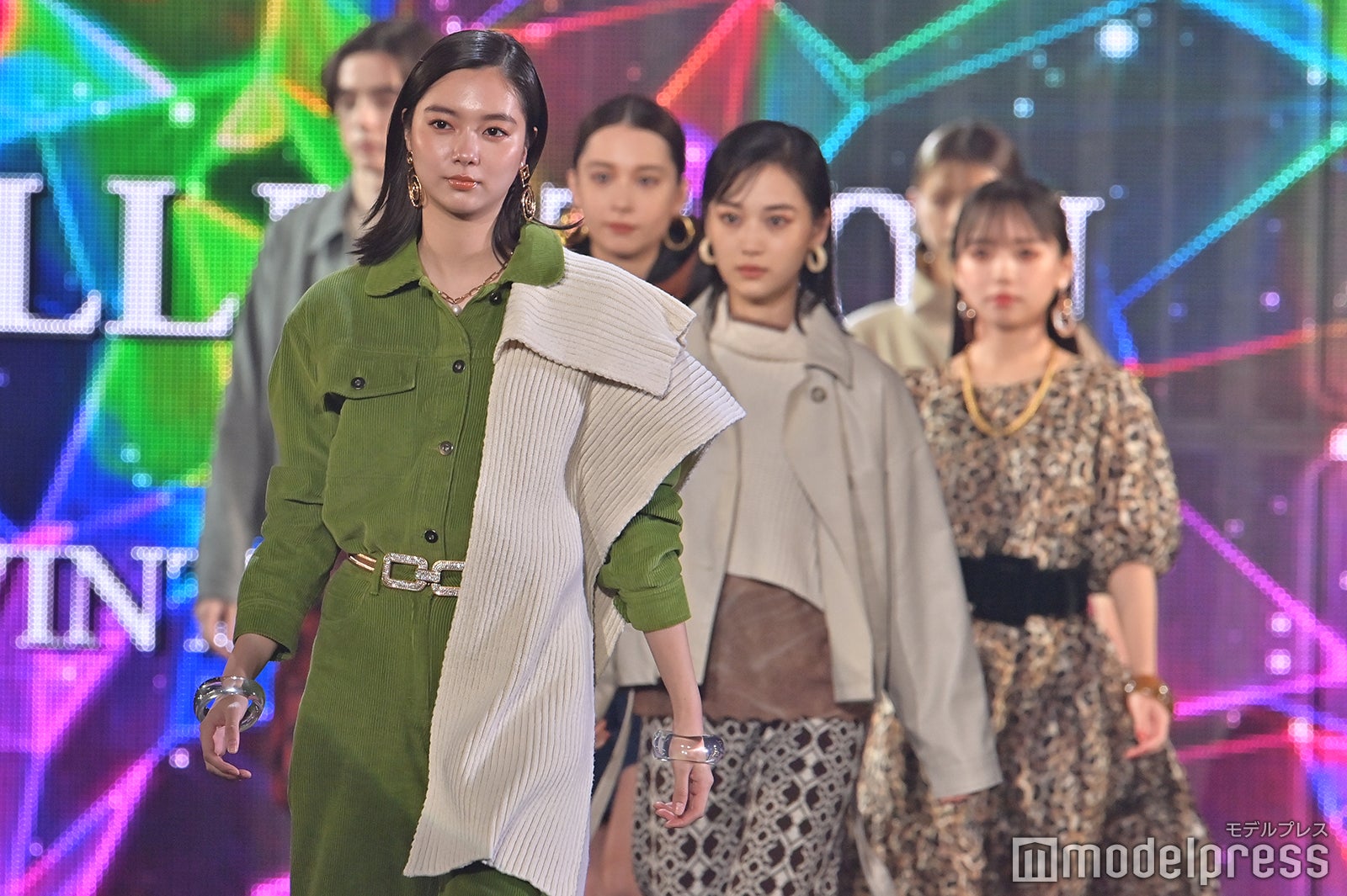 （C）モデルプレス