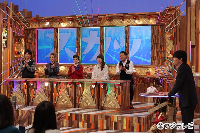 スタジオの様子(左より)陣内智則、SHELLY、千秋、山瀬まみ、中山秀征、内村光良/24日放送分より