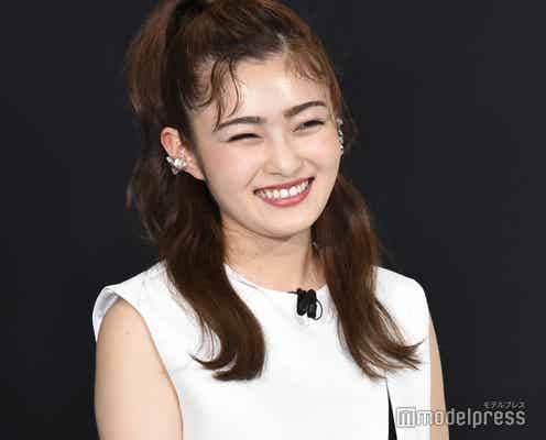 井上咲楽、太眉カット後“常に持ち歩いているもの”明かす