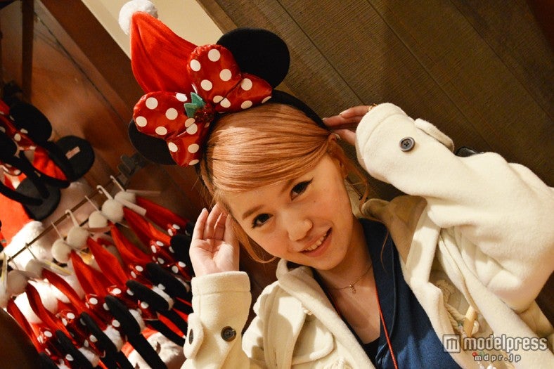 カチューシャ／モデル：河西里音