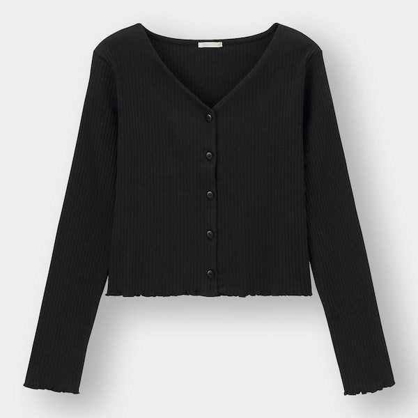 今みんなはこれ買ってます 売り切れ前にチェック 990円で買えるgu 優秀トップス モデルプレス