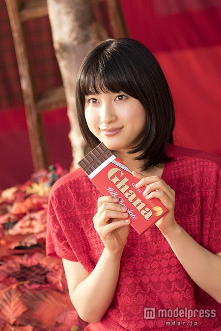 土屋太鳳／CMメイキング風景