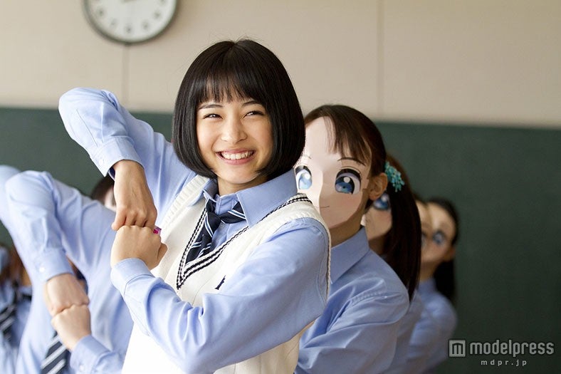 広瀬すず出演「Fit’s」の新CM「スクール」篇のメイキング