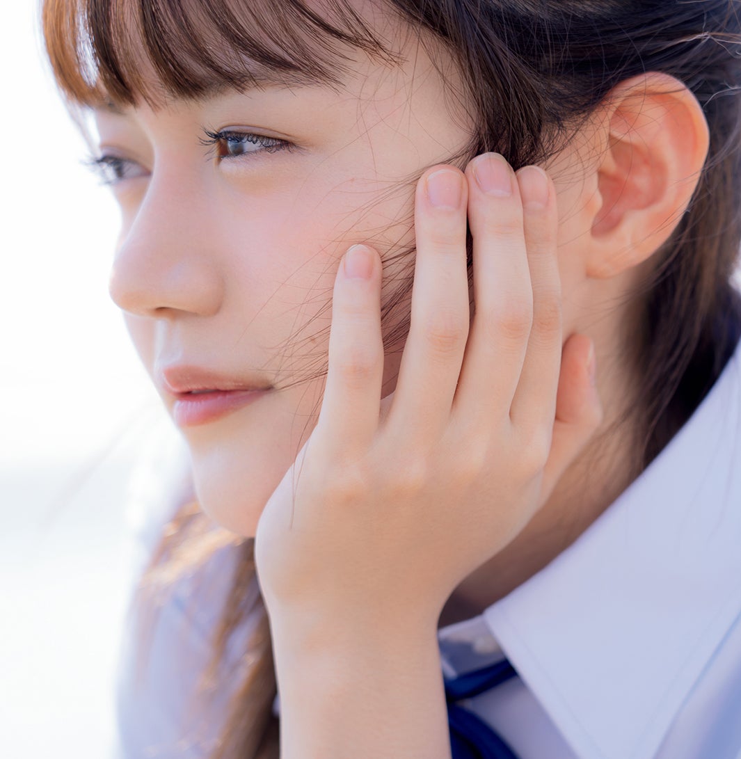 「尾崎由香 オフィシャルスクールカレンダー」（C）中村和孝／小学館・週刊ビッグコミックスピリッツ