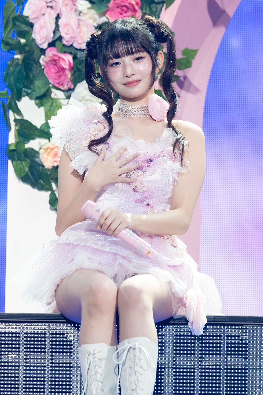 レイ「IVE THE 1ST WORLD TOUR ‘SHOW WHAT I HAVE’」より（C）撮影：田中聖太郎写真事務所