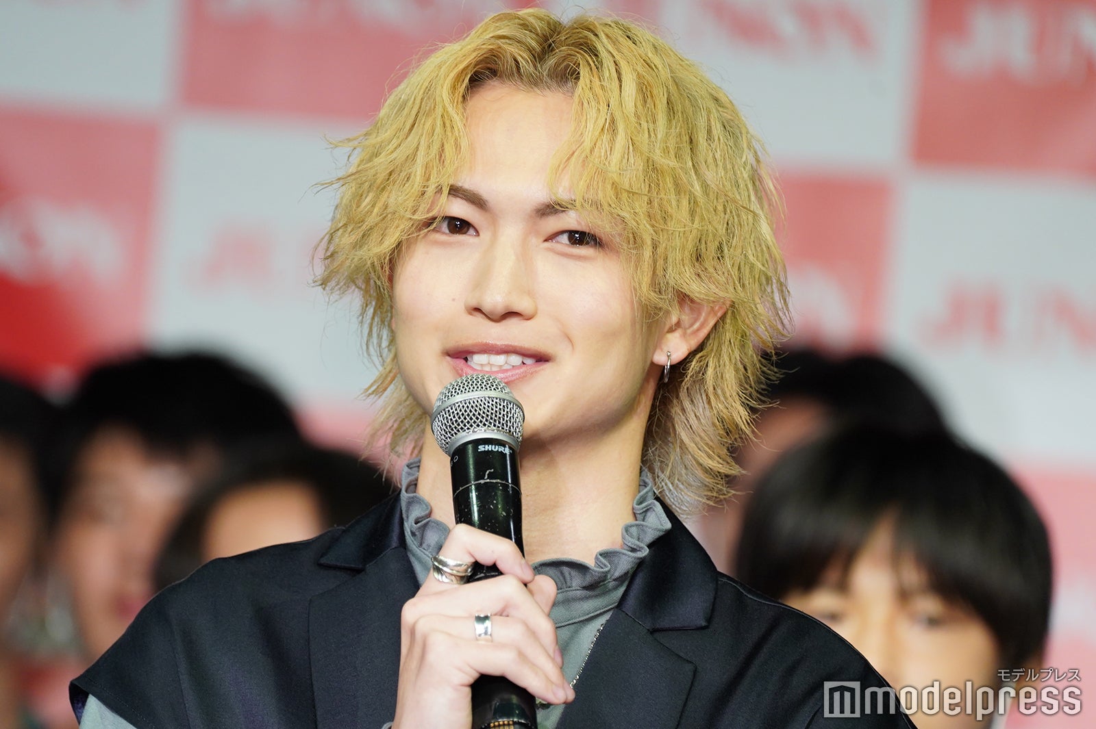 綱啓永 （C）モデルプレス