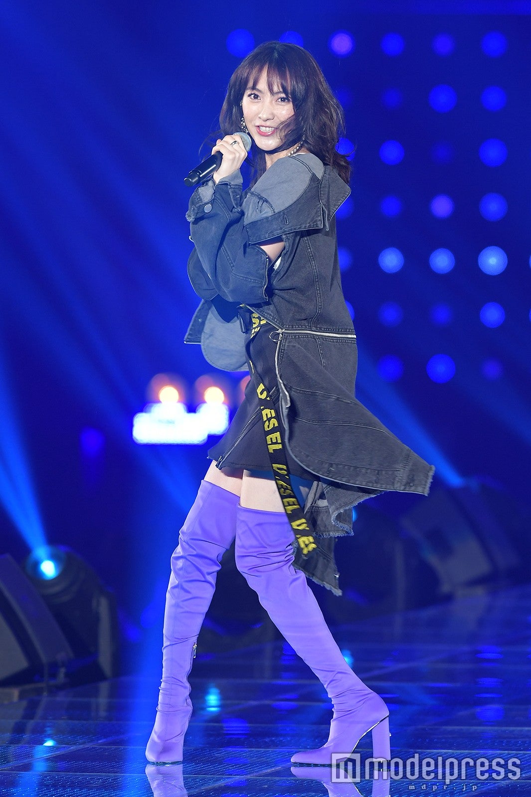 JY（C）モデルプレス