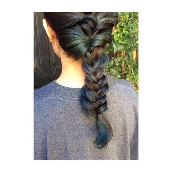 おしゃれな ロング メッシュ のヘアカタログ 印象がグッと変わる人気スタイル モデルプレス おしゃれな ロング メッシュ のヘアカタログ 印象がグッと変わる人気スタイル モデルプレス