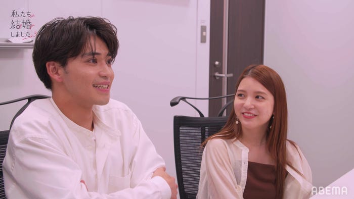 中田圭祐、川島海荷(C)AbemaTV, Inc.