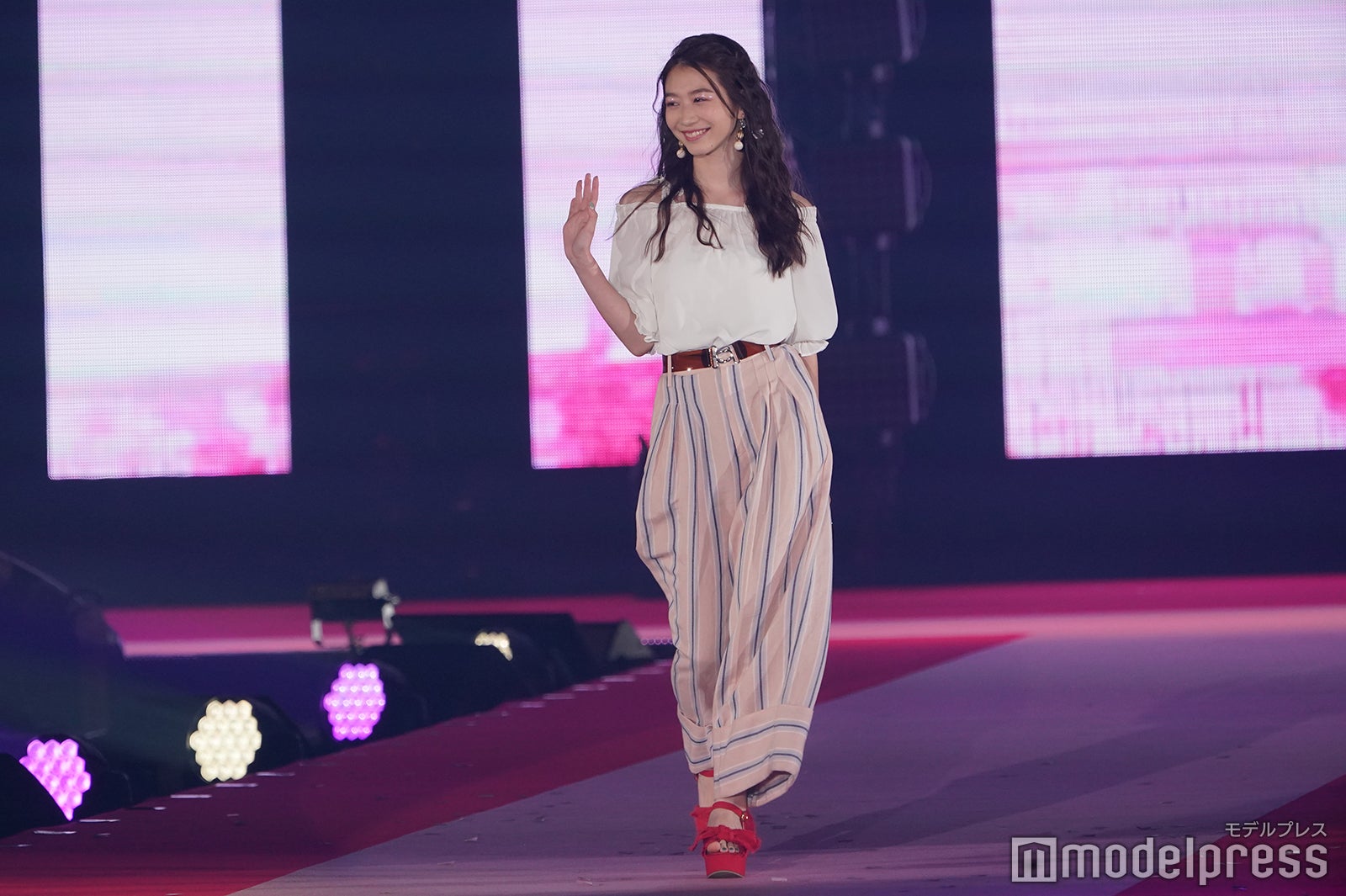 岡本夏生 （C）モデルプレス