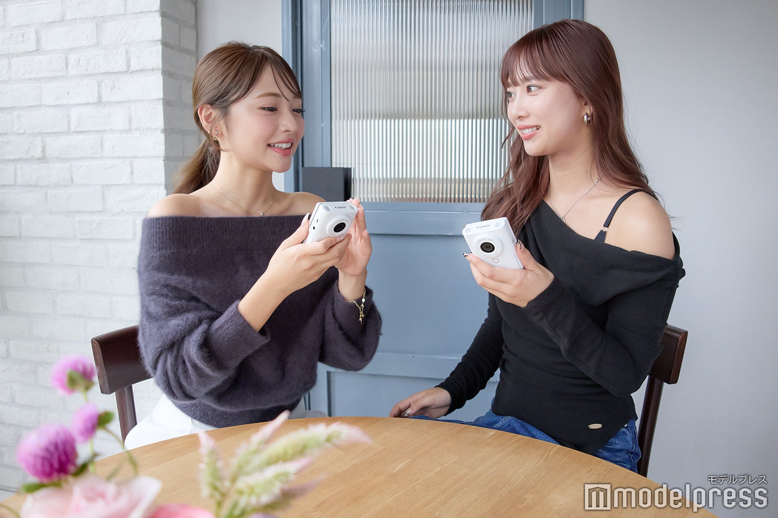 わかなさん、momoe.さん（C）モデルプレス