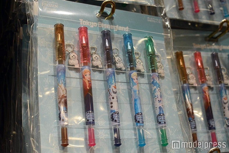 カラーペンセット￥1700（C）モデルプレス