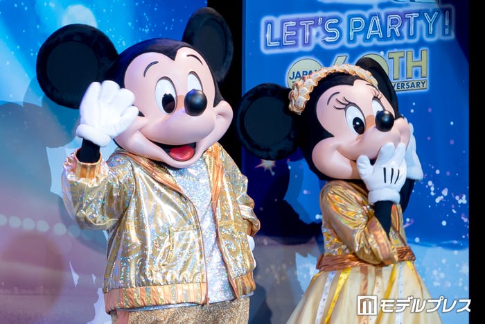 ミッキーマウス、ミニーマウス(C)モデルプレス