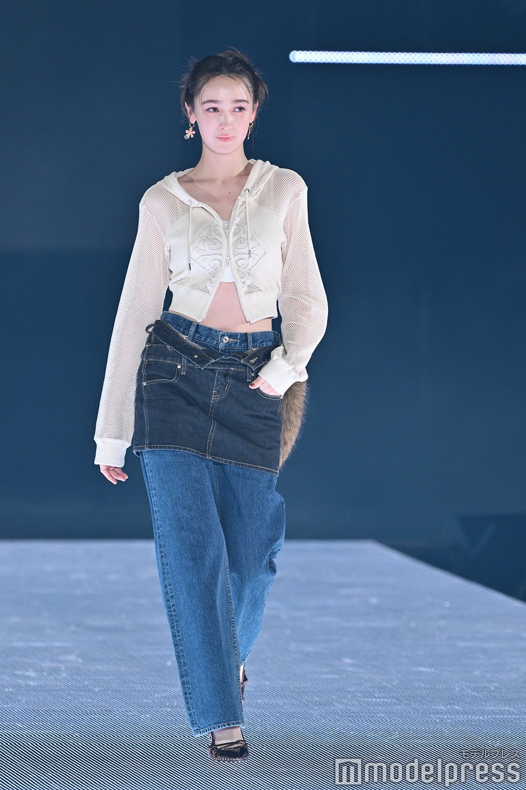 （C）モデルプレス