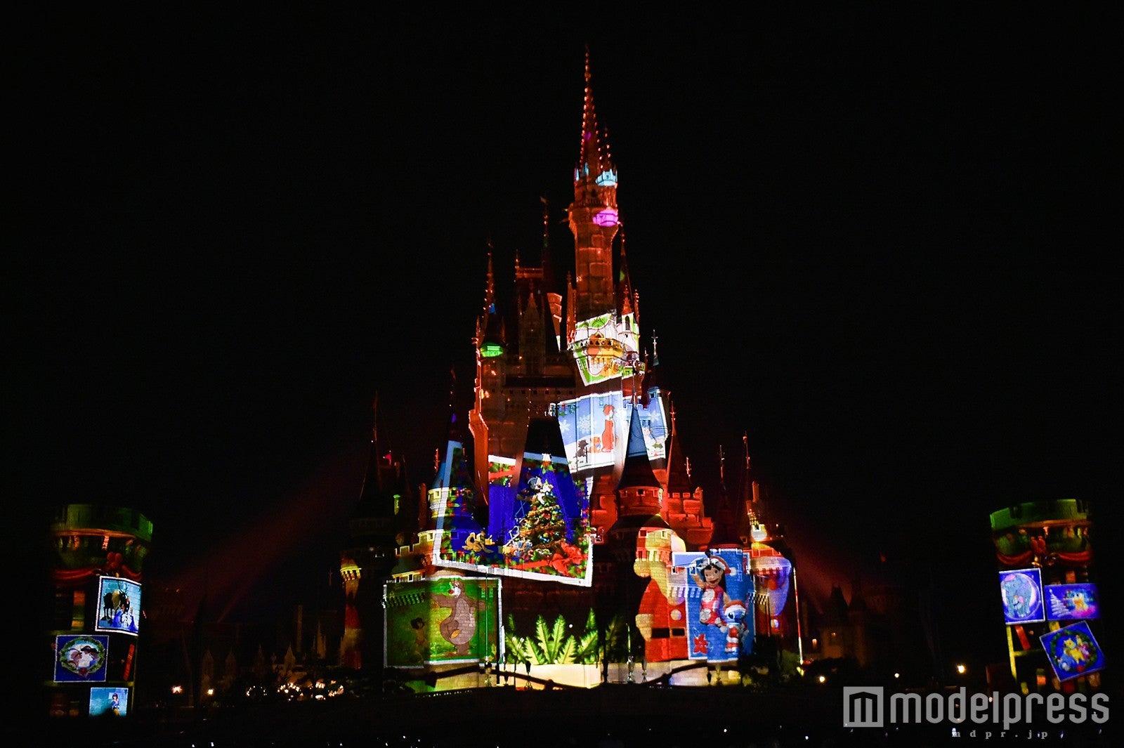 新キャッスルプロジェクション「ディズニー・ギフト・オブ・クリスマス」（C）モデルプレス（C）Disney
