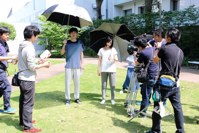 撮影中の様子(画像提供:株式会社SKIYAKI)