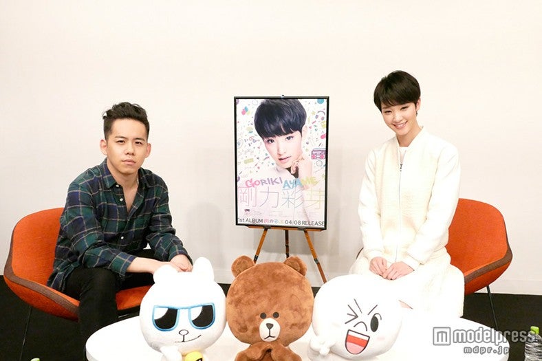 初出演となった「LINE LIVE CAST」／（左から）清水翔太、剛力彩芽