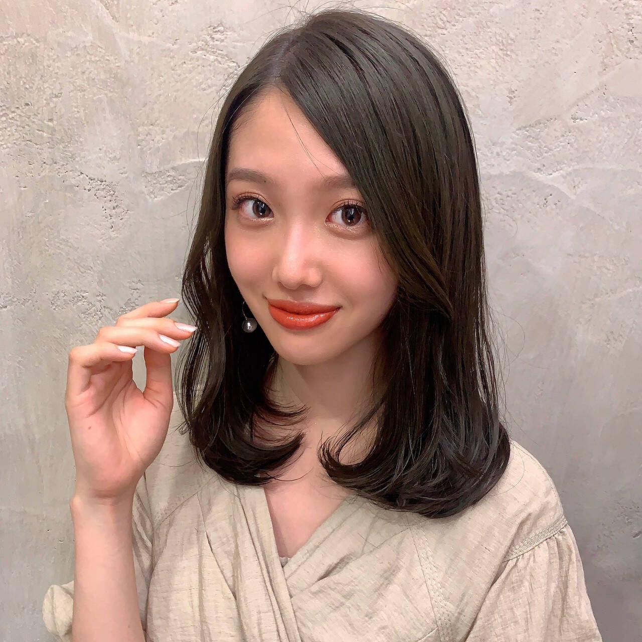 ちょっと背伸びして 大人顔 になれるヘアスタイル3選 モデルプレス ちょっと背伸びして 大人顔 になれるヘアスタイル3選 モデルプレス