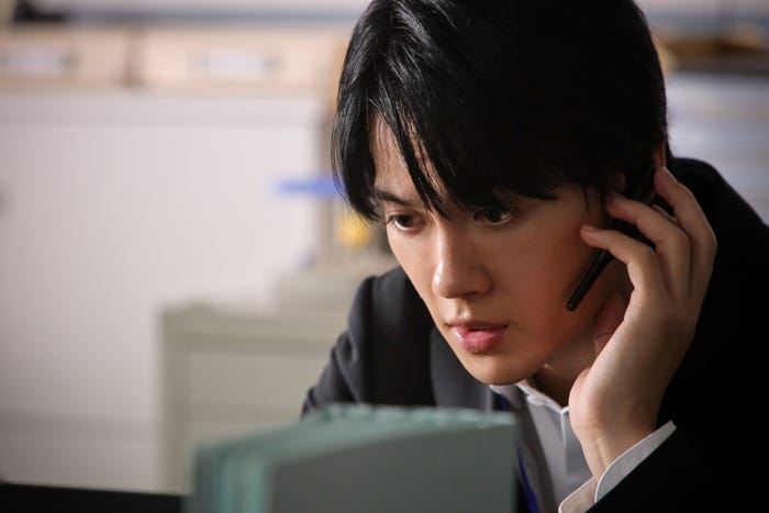 佐野勇斗「おコメの女-国税局資料調査課・雑国室-」第1話(C)テレビ朝日