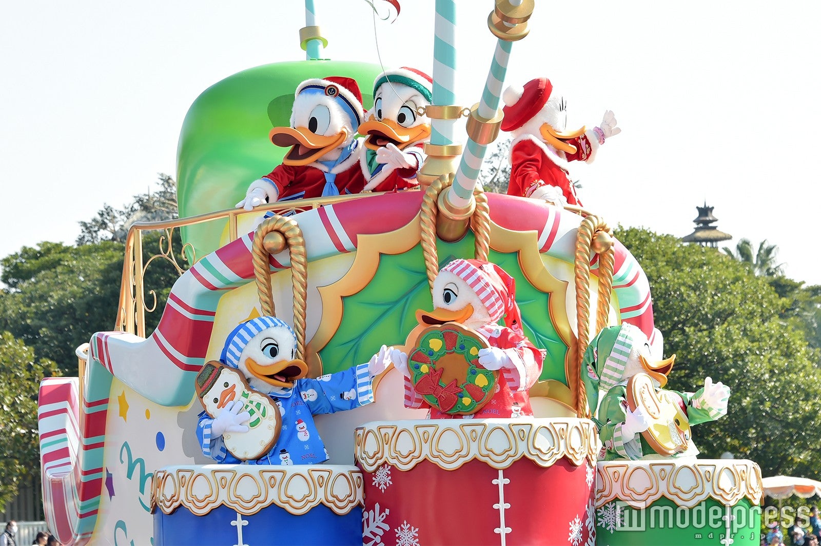 パレード「ディズニー・クリスマス・ストーリーズ」（C）モデルプレス（C）Disney