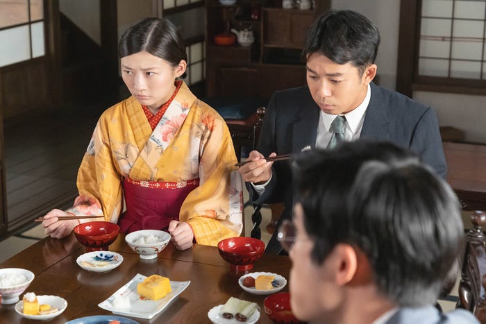 伊藤沙莉、仲野太賀「虎に翼」第11話より(C)NHK