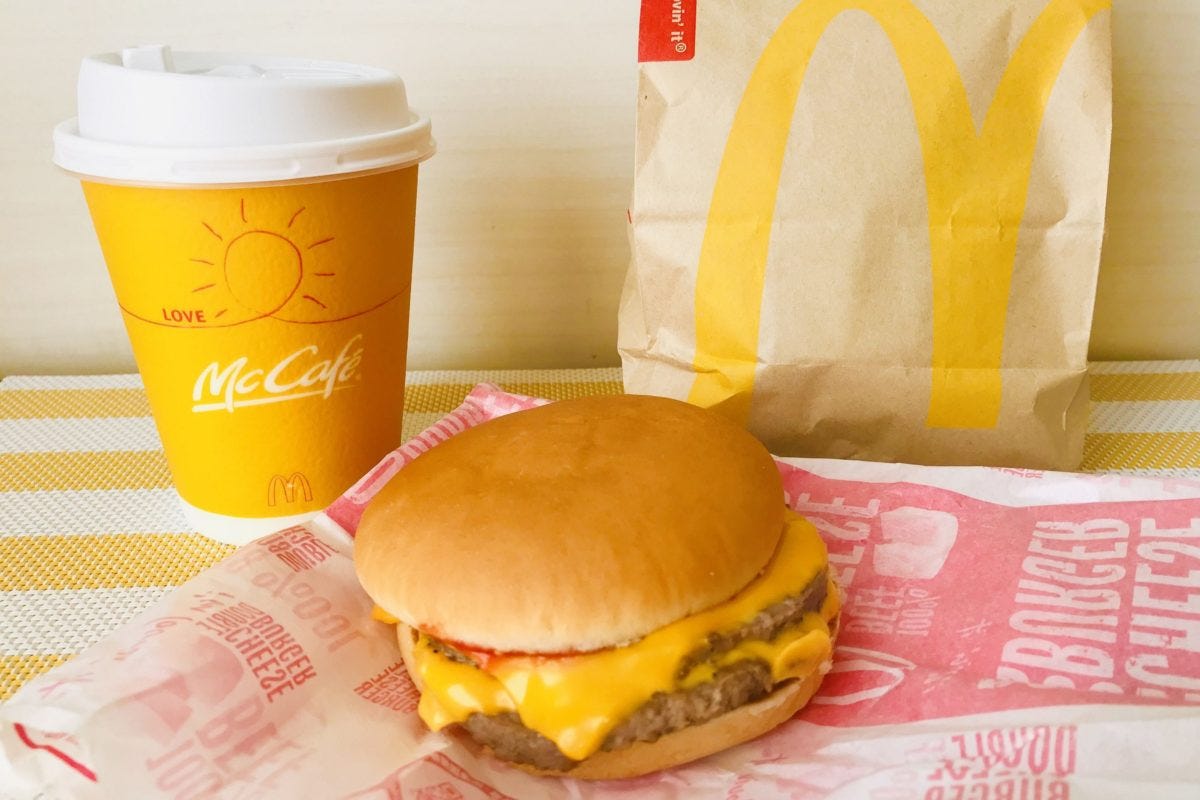 ハンバーガーセットのイメージ