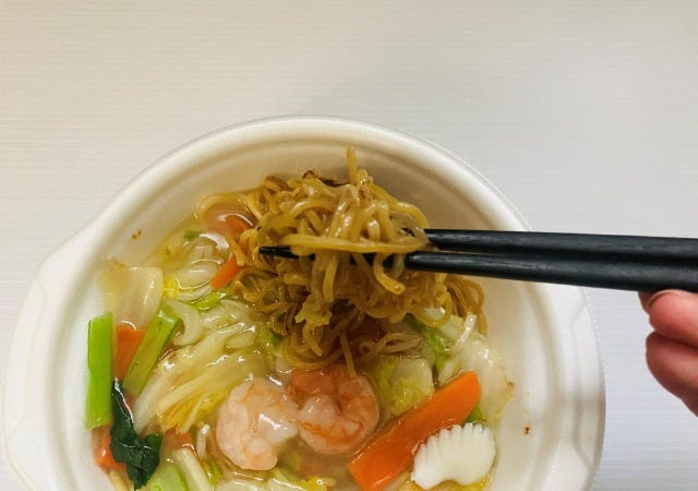 セブンイレブン　海鮮塩あんかけやきそば　南国酒家　実食レビュー