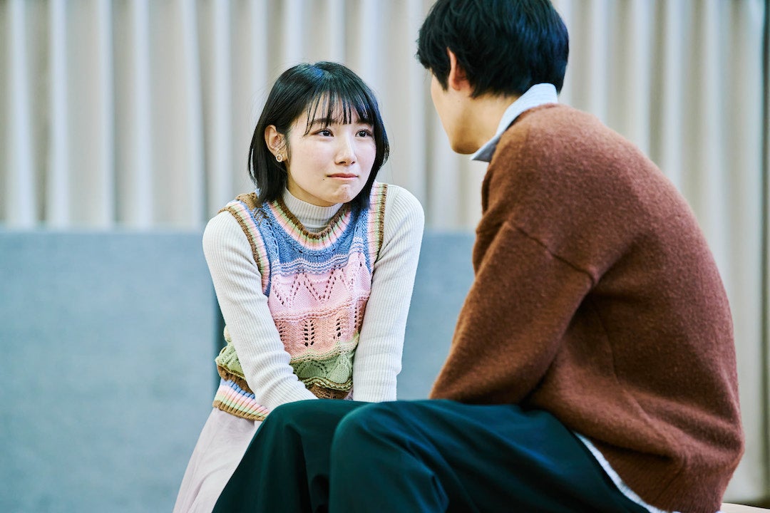 白石優愛、鈴木志遠「恋愛ドラマな恋がしたい～Kiss me like a princess～」第3話（C）AbemaTV, Inc.