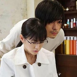 成田凌の笑顔で前髪タッチに女子騒然、反則的行動に「あの距離で触られたら…」