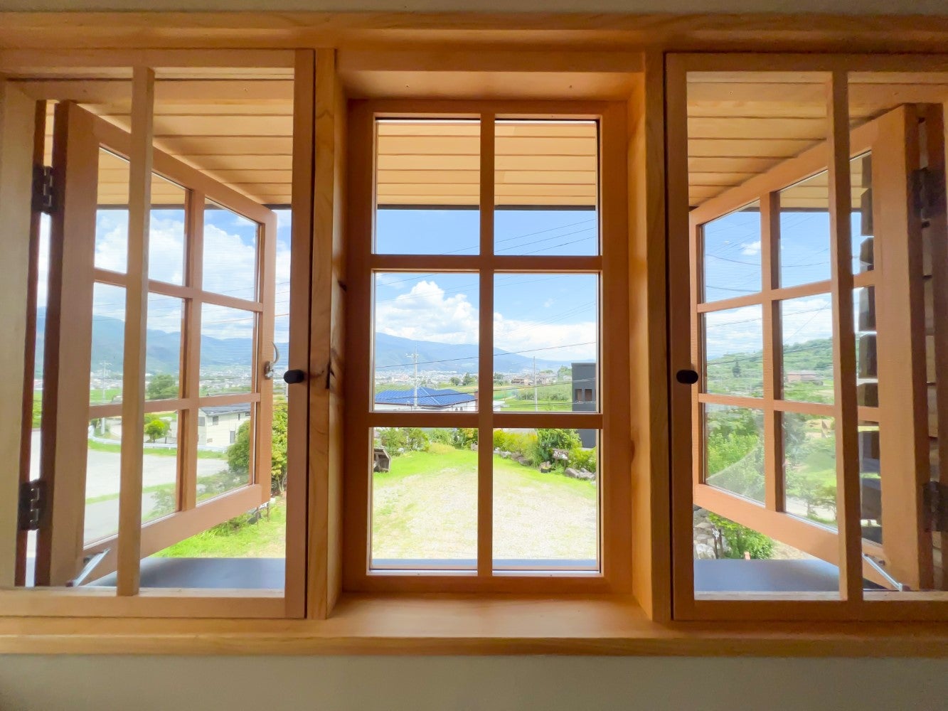 マツモトサトヤマドアーズ／画像提供：ブッキングリゾート