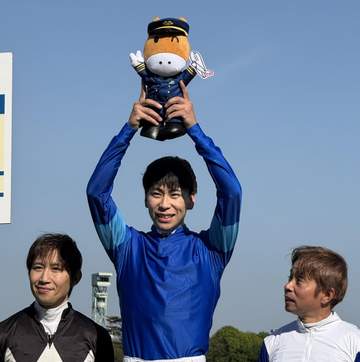 横山武史 JRA通算800勝達成 関係者、ファンそして馬に感謝伝える 決意新たに「大きいところ、G1を勝ちたい」