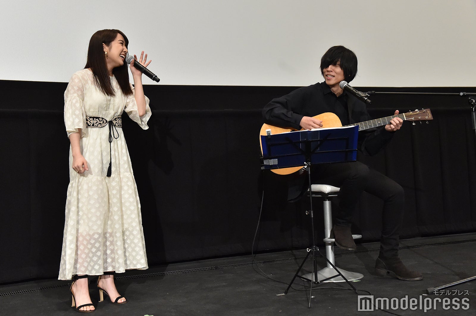 上白石萌音、内澤崇仁 （C）モデルプレス