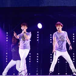 東方神起(左から:チャンミン、ユンホ)