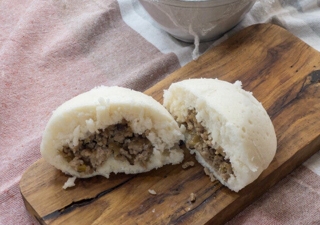 「今一番たべたかったやつ！」「もうコンビニで買うのやめるわ…」レンジでできる簡単肉まん