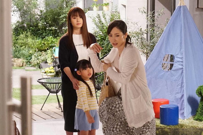 「隣の家族は青く見える」第5話より(C)フジテレビ