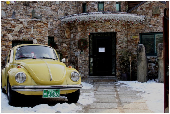 人気韓流ドラマでおなじみ、絶景の広がる山頂カフェ