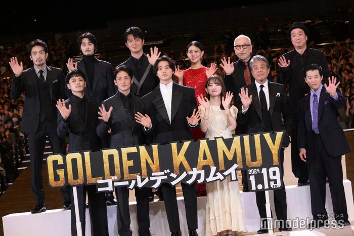 (前列左から)眞栄田郷敦、玉木宏、山崎賢人、山田杏奈、舘ひろし、矢本悠馬/(後列左から)大谷亮平、柳俊太郎、工藤阿須加、高畑充希、木場勝己、久保茂昭監督(C)モデルプレス