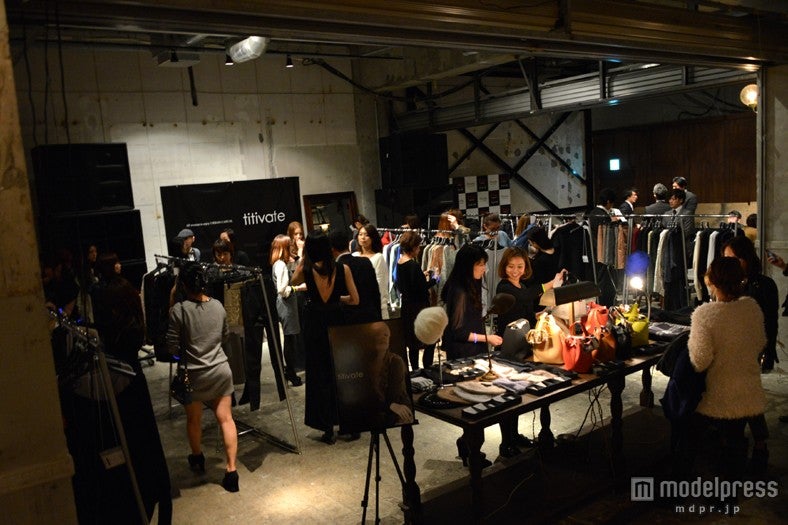 アパレルブランド「titivate」のアフターパーティーの様子／賑わう会場