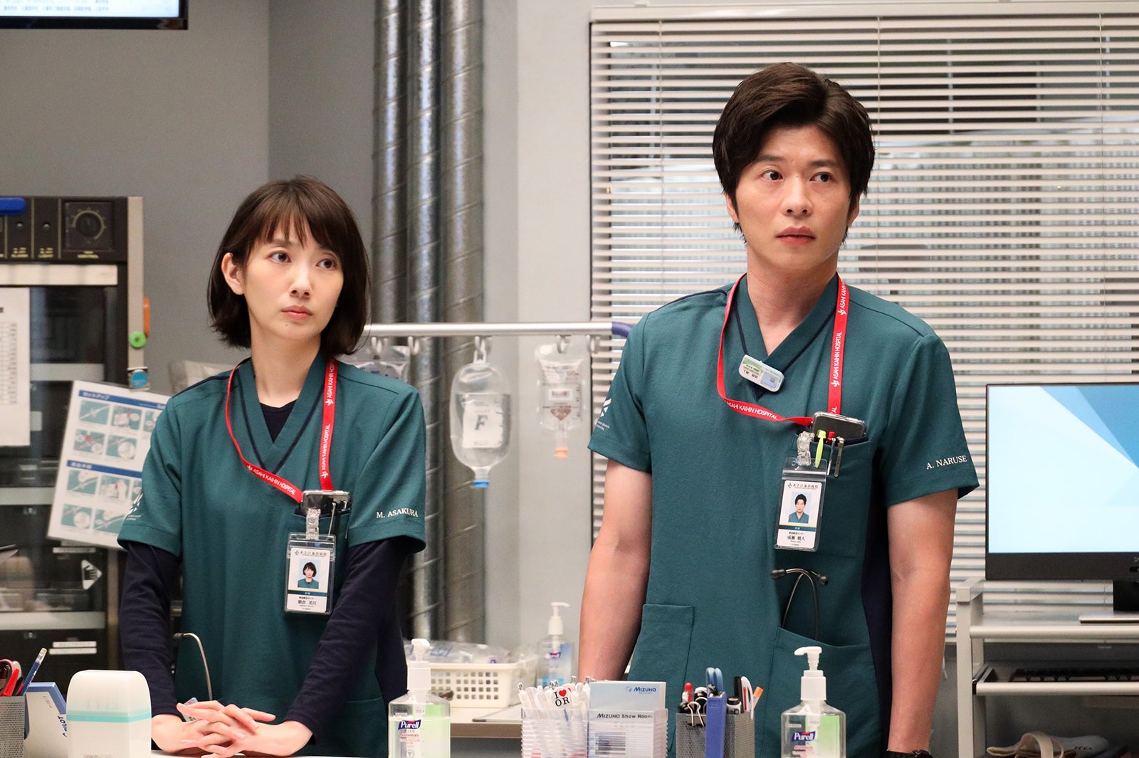 波瑠、田中圭「ナイト・ドクター」第8話より（C）フジテレビ