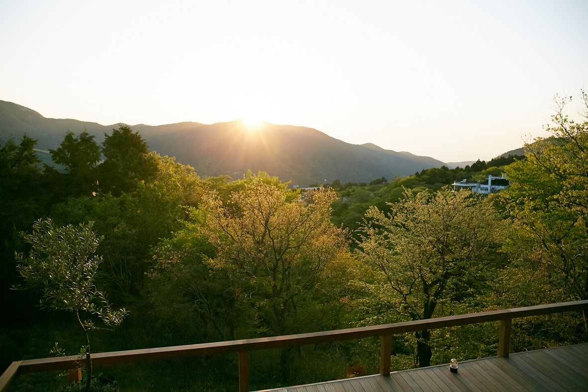 日の出／画像提供：本荘倉庫