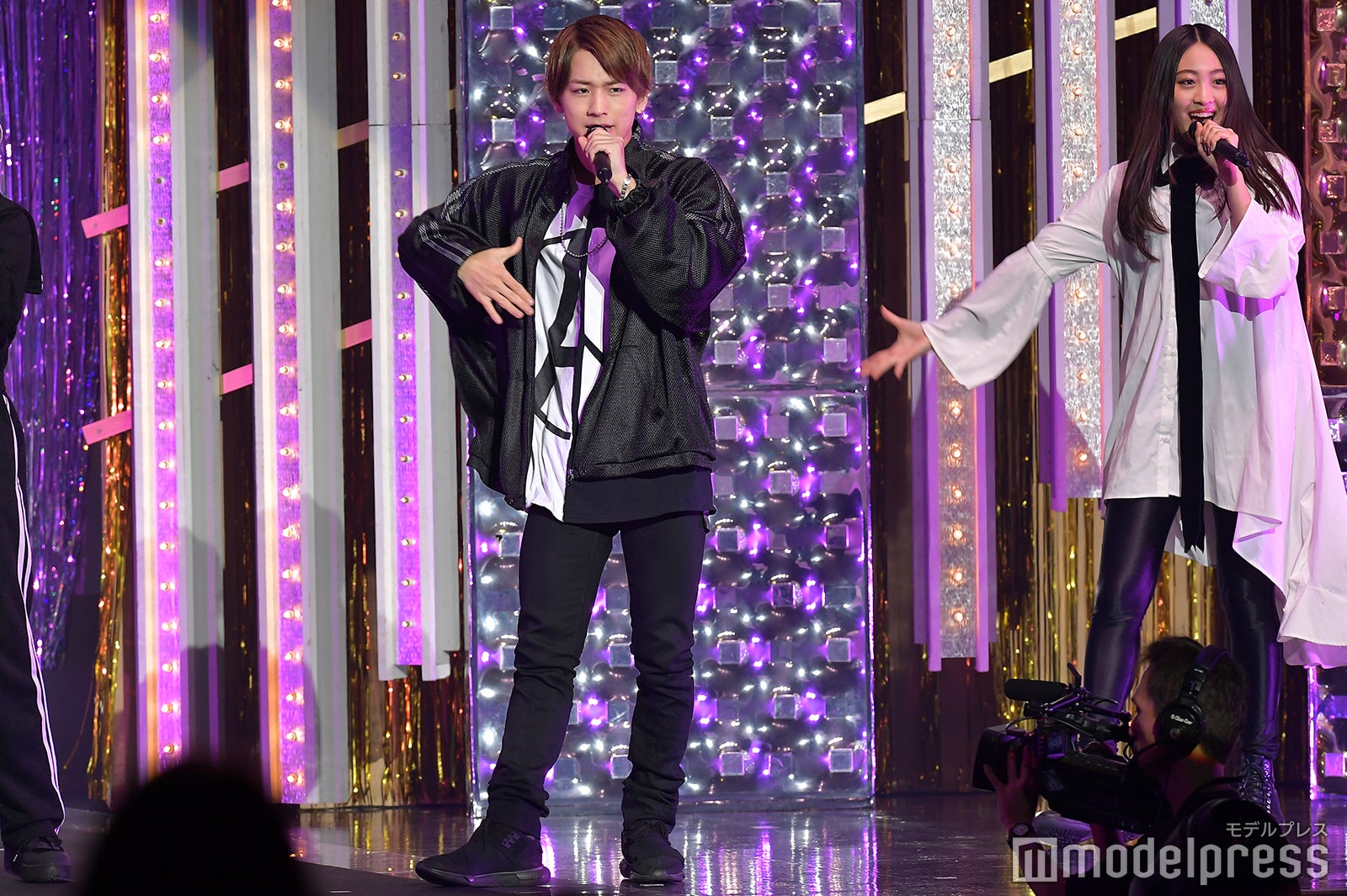 lol （C）モデルプレス