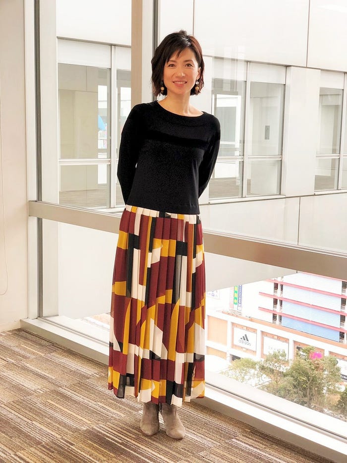 私服(デザインのあるワンピース)/梅津弥英子アナウンサー(提供写真)