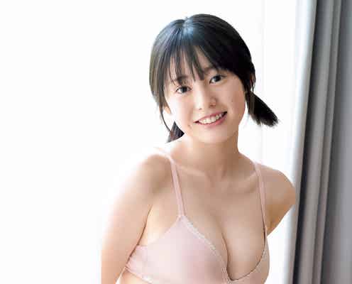 「美少女図鑑アワード2023」白濱美兎、色白美ボディ披露 初々しい笑顔で「週刊ヤングジャンプ」初登場