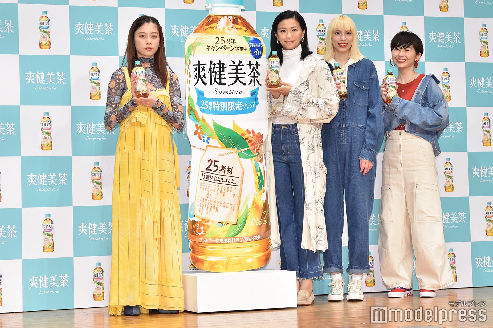 SUMIRE、榮倉奈々、chelmico （C）モデルプレス