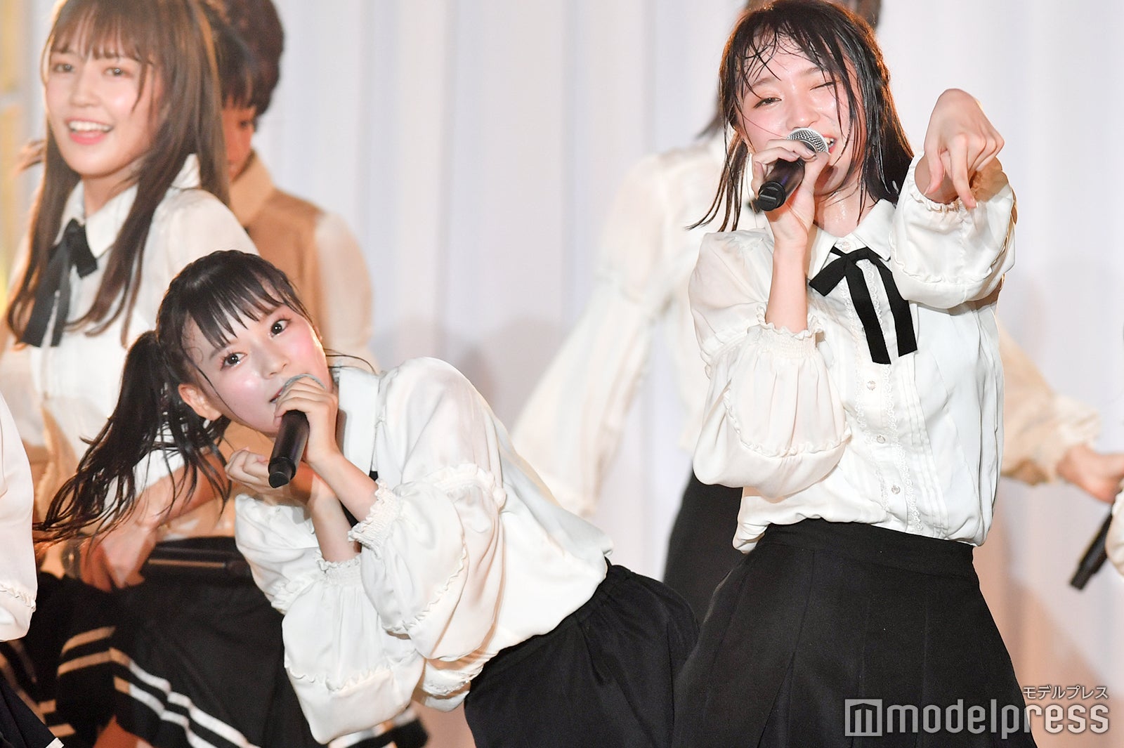 齊藤なぎさ、野口衣織／＝LOVE ≠ME スペシャルコンサート「24 girls」 （C）モデルプレス