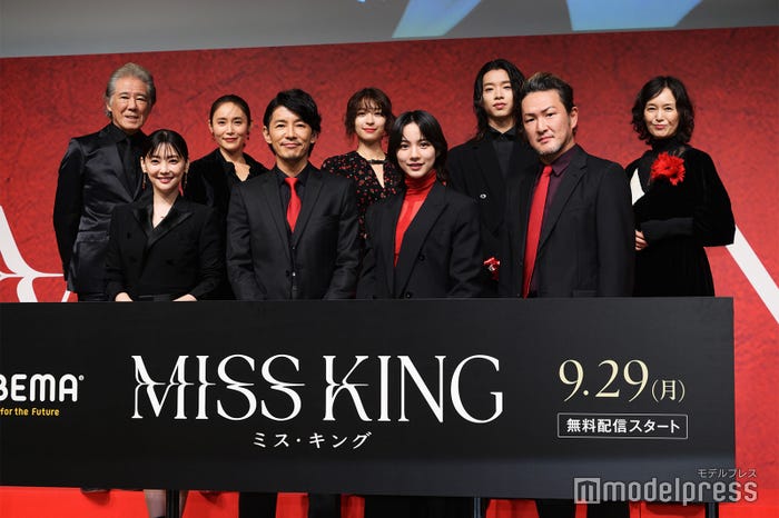 (上段左から)西岡徳馬、山口紗弥加、鳴海唯、森愁斗、奥貫薫(下段左から)倉科カナ、藤木直人、のん、中村獅童(C)モデルプレス