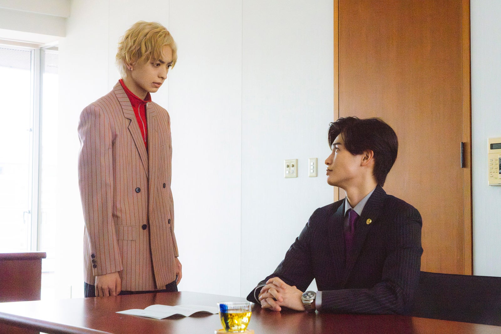 木村慧人、西垣匠「顔に泥を塗る」第7話より（C）テレビ朝日