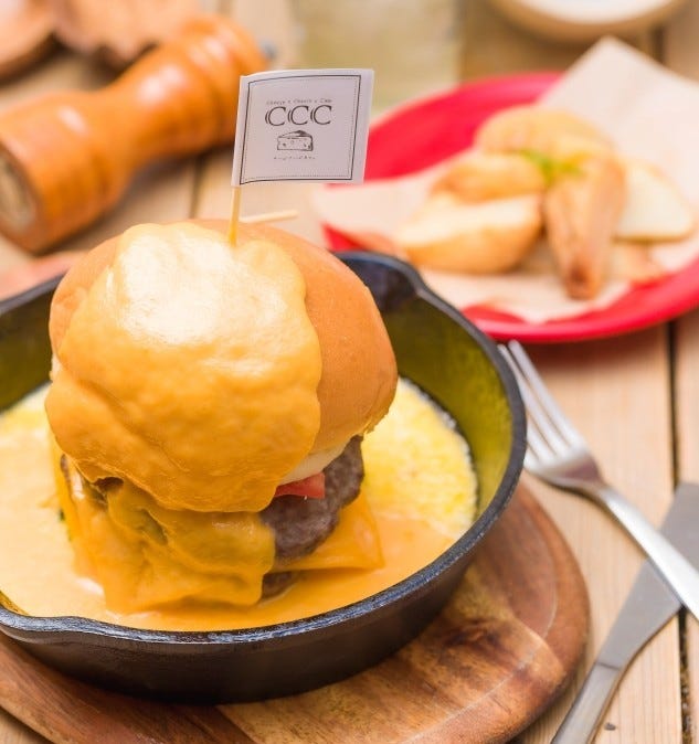 「これは食べたい♡」1日10食限定・チーズが止まらない…!専門店の「新商品」がスゴイ