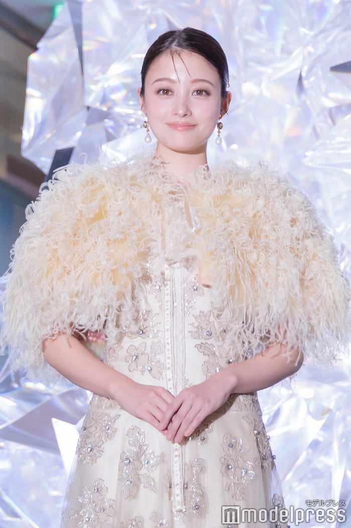 橋本環奈(C)モデルプレス